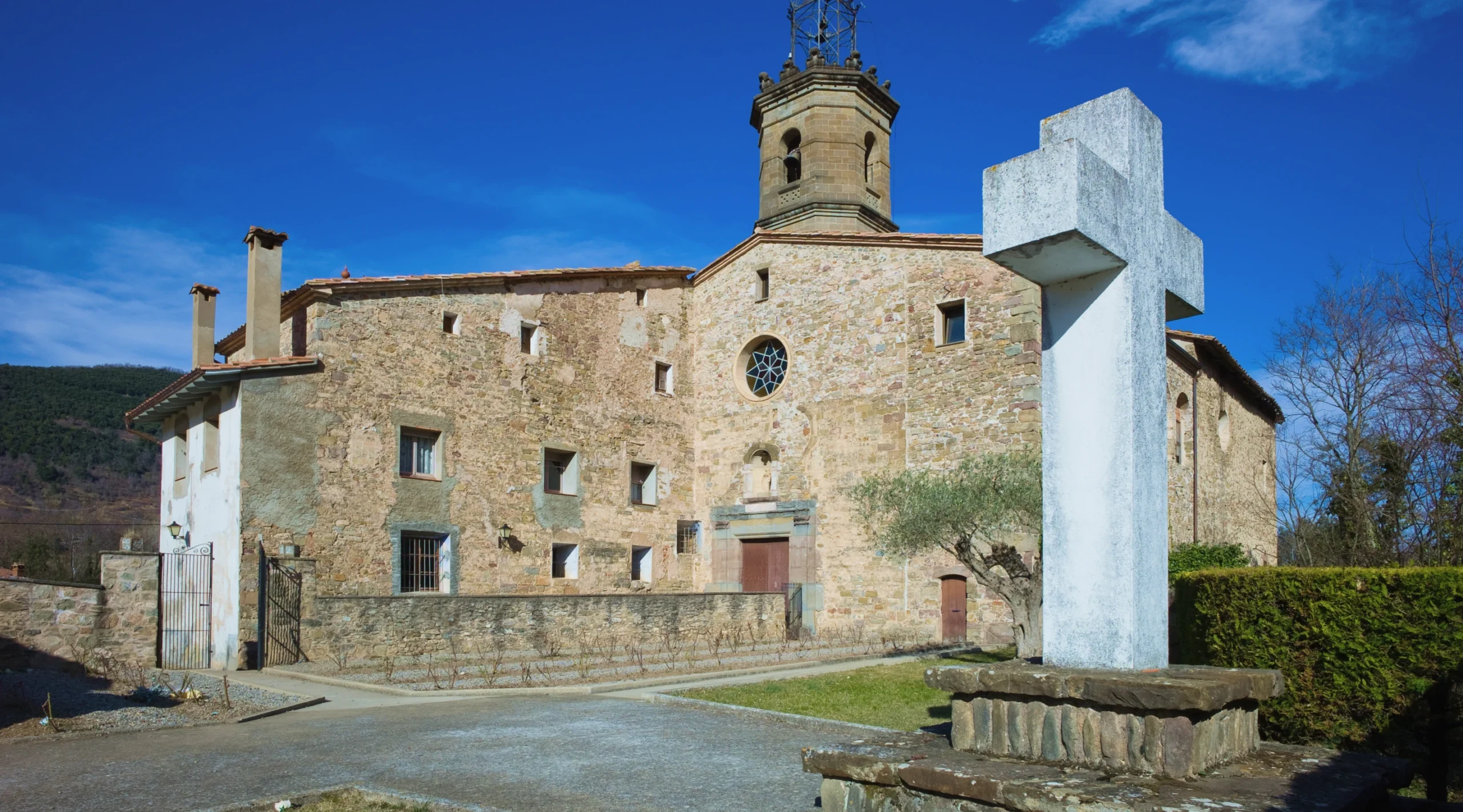Riudaura. Maria Geli - Pilar Planagumà. Arxiu Imatges PTCBG