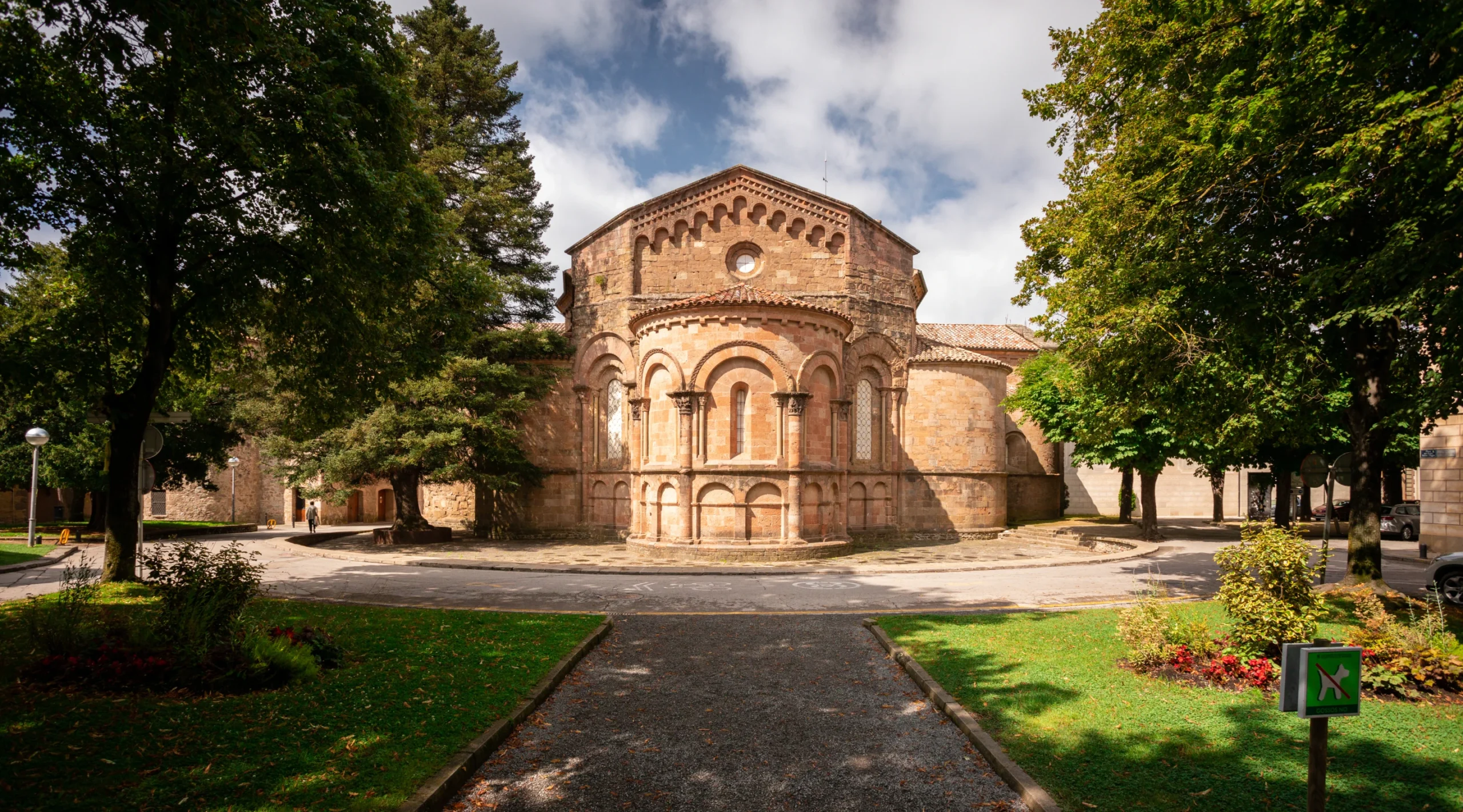Sant Joan de les Abadesses. Eudald Rota.Arxiu CCRipollès. Arxiu Imatges PTCBG